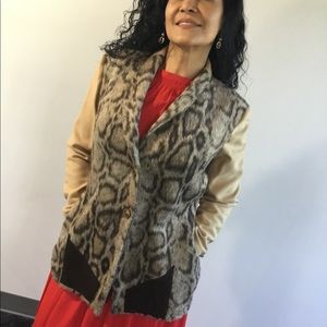 Unique sort animal print jacket